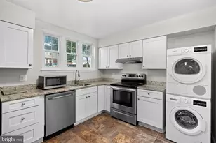 14409 Turin Ln, Centreville, VA 20121 - Photo 8