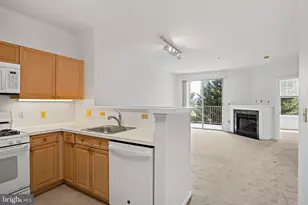 1645 International Dr, McLean, VA 22102 - Photo 6
