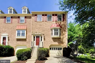 6619 Irvin Pl, Alexandria, VA 22312 - Photo 2