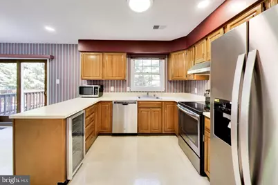 6619 Irvin Place, Alexandria, VA 22312 - Photo 12