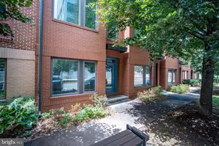 2908 Penny Ln, Fairfax, VA 22031 - Photo 1