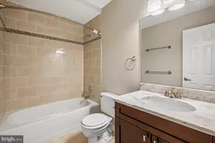 8562 Springfield Oaks Dr, Springfield, VA 22153 - Photo 14