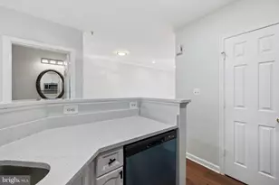2494 Quick St, Herndon, VA 20171 - Photo 4