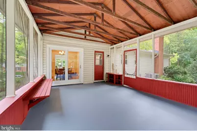 7235 Hadlow Drive, Springfield, VA 22152 - Photo 30