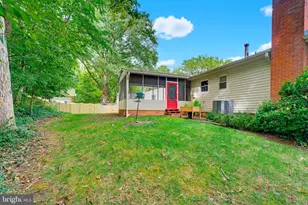 7235 Hadlow Dr, Springfield, VA 22152 - Photo 28