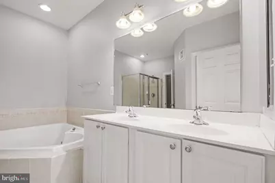 5625 Harrington Falls Lane, Alexandria, VA 22312 - Photo 20
