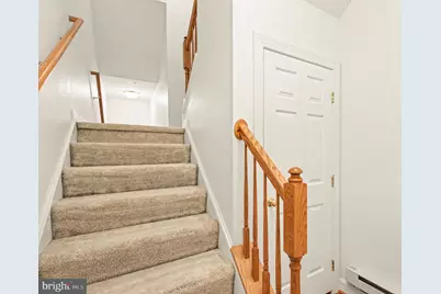 5625 Harrington Falls Lane, Alexandria, VA 22312 - Photo 2