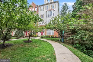 5625 Harrington Falls Ln, Alexandria, VA 22312 - Photo 1