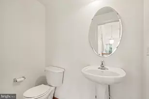 5625 Harrington Falls Ln, Alexandria, VA 22312 - Photo 16