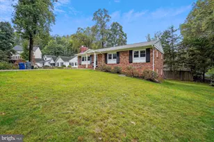 2226 Westwood Pl, Falls Church, VA 22043 - Photo 2