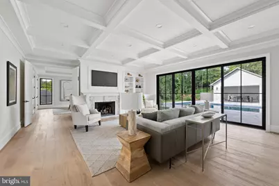 6424 Divine Street, McLean, VA 22101 - Photo 8