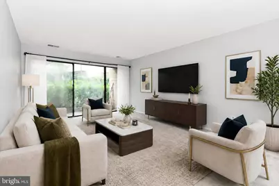 517 Florida Avenue #T2, Herndon, VA 20170 - Photo 4