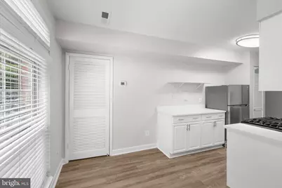 3318 Woodburn Village Drive #T3, Annandale, VA 22003 - Photo 6