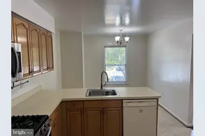 7261 Olde Lantern Way, Springfield, VA 22152 - Photo 6