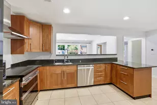 2007 Nordlie Pl, Falls Church, VA 22043 - Photo 8