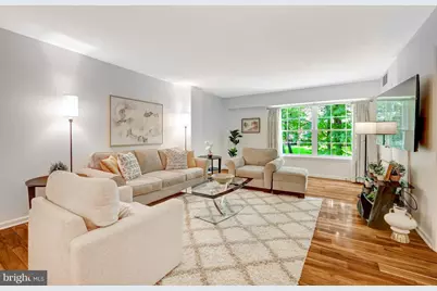 7630 Provincial Drive #104, McLean, VA 22102 - Photo 4