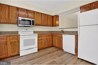 14643 Stone Range Drive, Centreville, VA 20120 - Photo 12