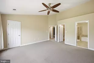4473 Beacon Grove Cir, Fairfax, VA 22033 - Photo 4