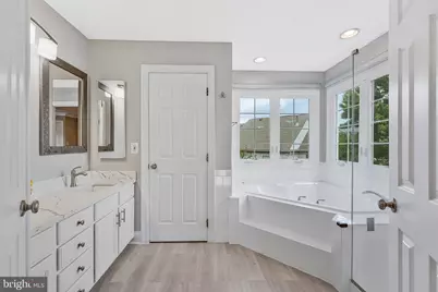 12850 Fair Heights Drive, Fairfax, VA 22033 - Photo 32