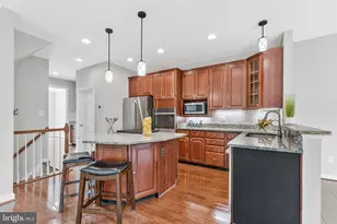 12850 Fair Heights Dr, Fairfax, VA 22033 - Photo 10