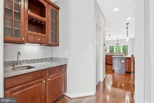 12850 Fair Heights Dr, Fairfax, VA 22033 - Photo 8