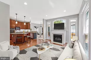 12850 Fair Heights Dr, Fairfax, VA 22033 - Photo 14