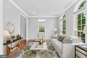 12850 Fair Heights Dr, Fairfax, VA 22033 - Photo 2
