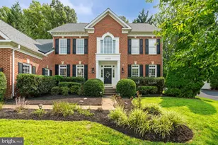 13757 Royal Red Terrace, Chantilly, VA 20151 - Photo 2