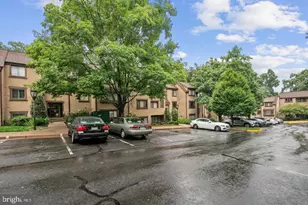 1635 Parkcrest Cir, Reston, VA 20190 - Photo 24