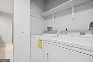 1635 Parkcrest Cir, Reston, VA 20190 - Photo 20