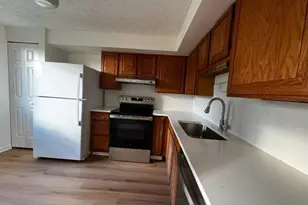 13238 Custom House Ct, Fairfax, VA 22033 - Photo 26
