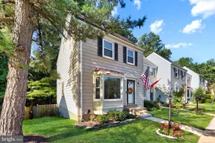 6527 Coachleigh Way, Alexandria, VA 22315 - Photo 2