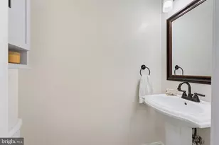 9660 Boyett, Fairfax, VA 22032 - Photo 8