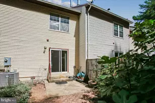 6039 Heatherwood Dr, Alexandria, VA 22310 - Photo 42