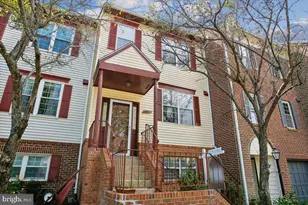 6039 Heatherwood Dr, Alexandria, VA 22310 - Photo 38