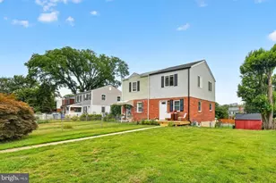 2218 Farrington Ave, Alexandria, VA 22303 - Photo 2