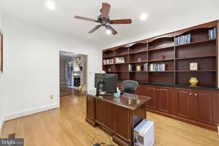 1172 Robindale Dr, Great Falls, VA 22066 - Photo 34