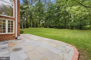 1172 Robindale Dr, Great Falls, VA 22066 - Photo 122