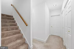 1172 Robindale Dr, Great Falls, VA 22066 - Photo 98