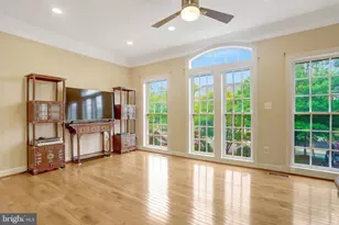 4694 Helen Winter Terrace, Alexandria, VA 22312 - Photo 8