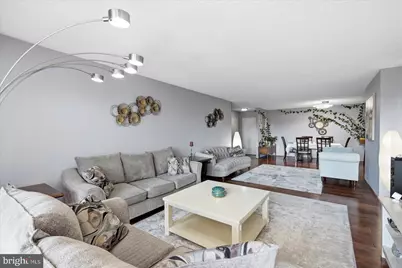 1800 Old Meadow Road #1204, McLean, VA 22102 - Photo 4