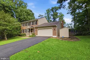 1606 Montmorency Dr, Vienna, VA 22182 - Photo 2