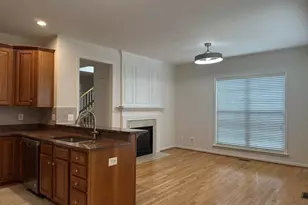 13031 Rose Petal Cir, Herndon, VA 20171 - Photo 6