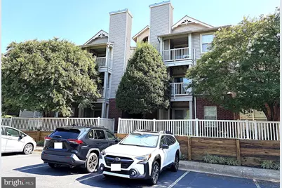 11653 Gas Light Court #H, Reston, VA 20190 - Photo 2