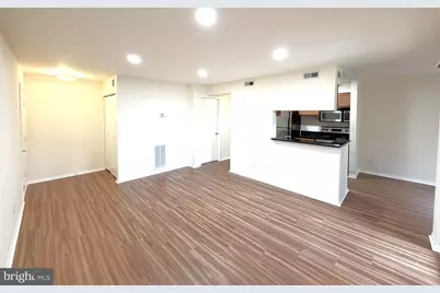 11653 Gas Light Court #H, Reston, VA 20190 - Photo 4