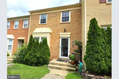 9731 Lakepointe Drive, Burke, VA 22015 - Photo 1