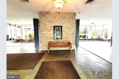 3245 Rio Drive #806, Falls Church, VA 22041 - Photo 4