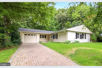 8804 Strause Court, Springfield, VA 22153 - Photo 2
