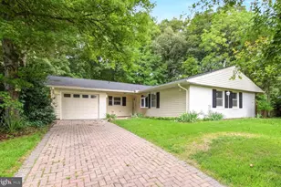 8804 Strause Ct, Springfield, VA 22153 - Photo 2