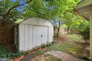 8804 Strause Ct, Springfield, VA 22153 - Photo 50